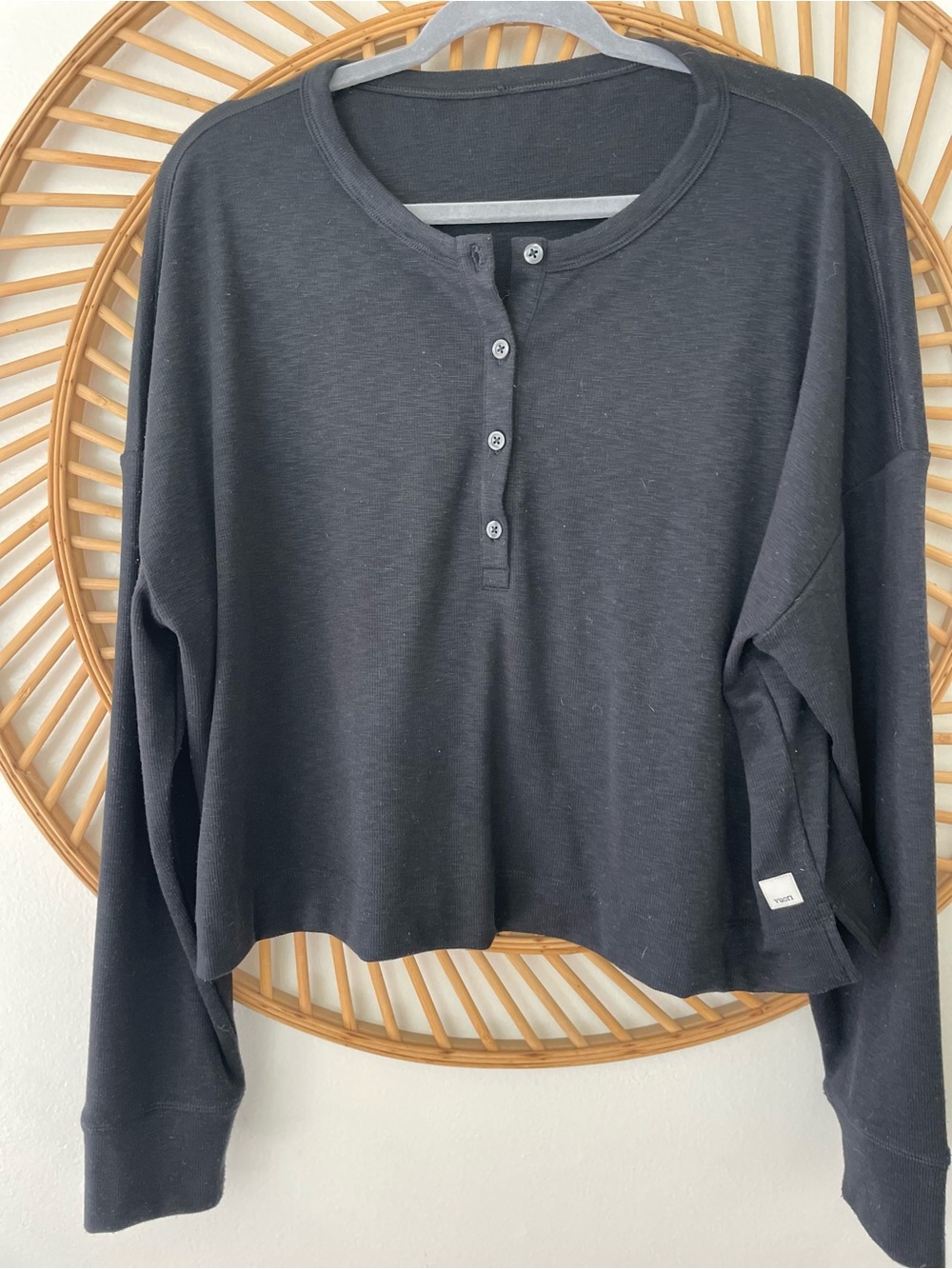 Black Long Sleeve Henley Cropped Top